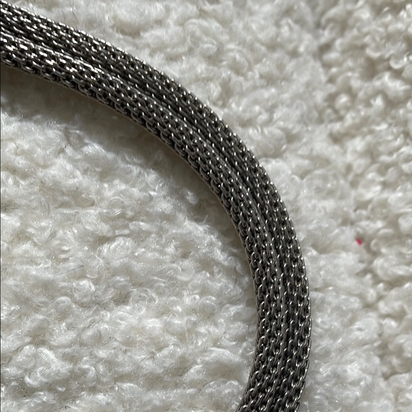 Stylish Black Tote Bag with Silver Handles - Picture 4 of 8